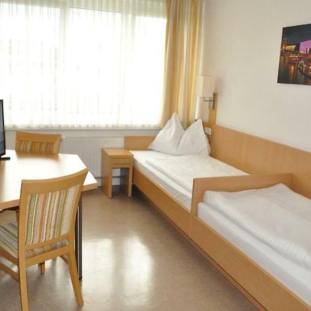 Kolpinghaus Linz Hostel Ngoại thất bức ảnh